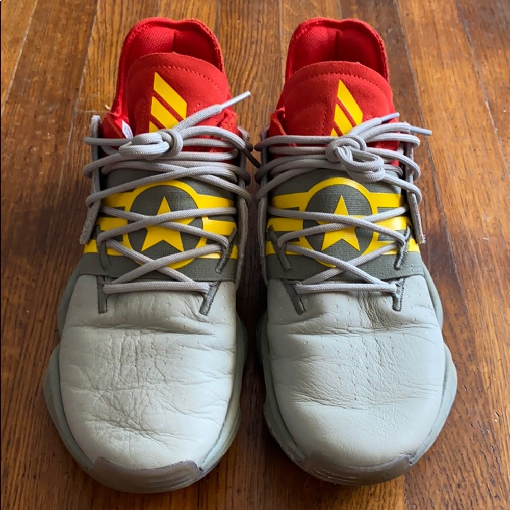 Adidas Harden vol 4